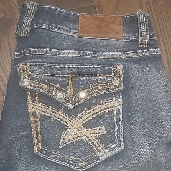 Amethyst jeans - Picture 9 of 10